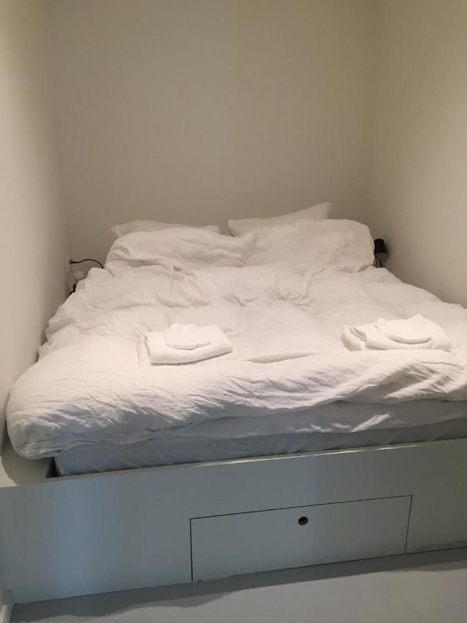 Studio 28A6 With Free Parking Place Bed & Breakfast Amsterdam Eksteriør bilde