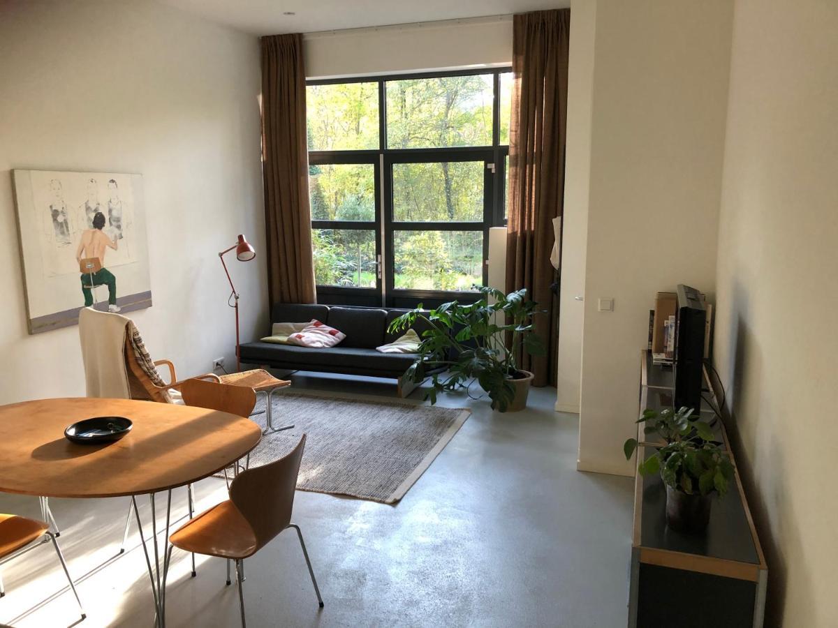 Studio 28A6 With Free Parking Place Bed & Breakfast Amsterdam Eksteriør bilde