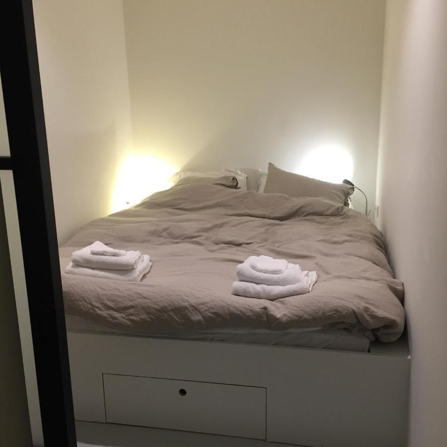 Studio 28A6 With Free Parking Place Bed & Breakfast Amsterdam Eksteriør bilde